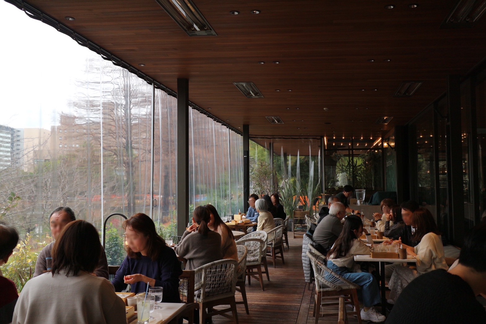 インタビュイー